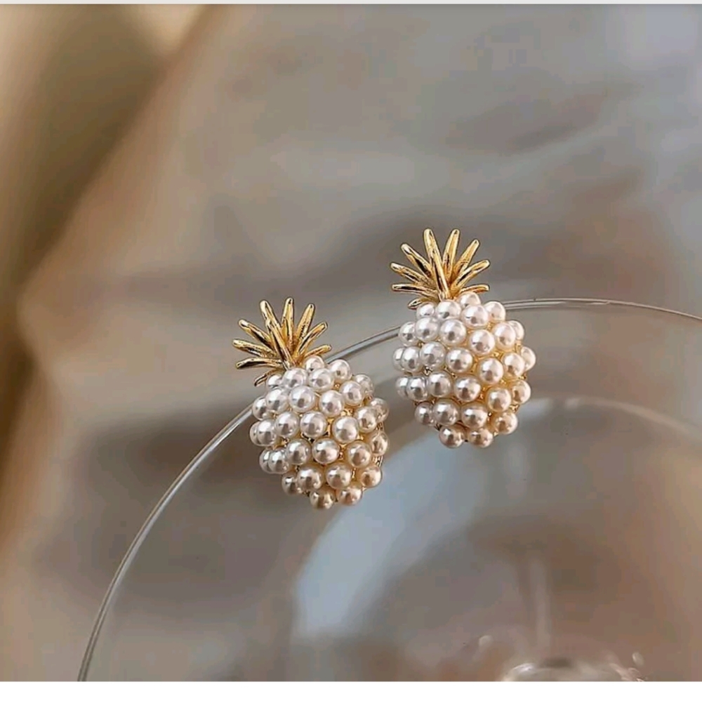 New pineapple fashion post earrings
